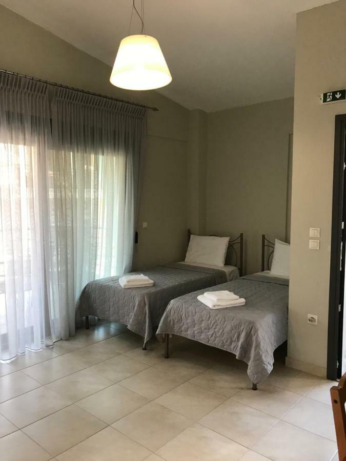Il Mondo Apartments Stavros  Eksteriør bilde